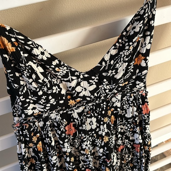 Free People Kaley Mini Dress in Black Floral Size 6 - Picture 13 of 16